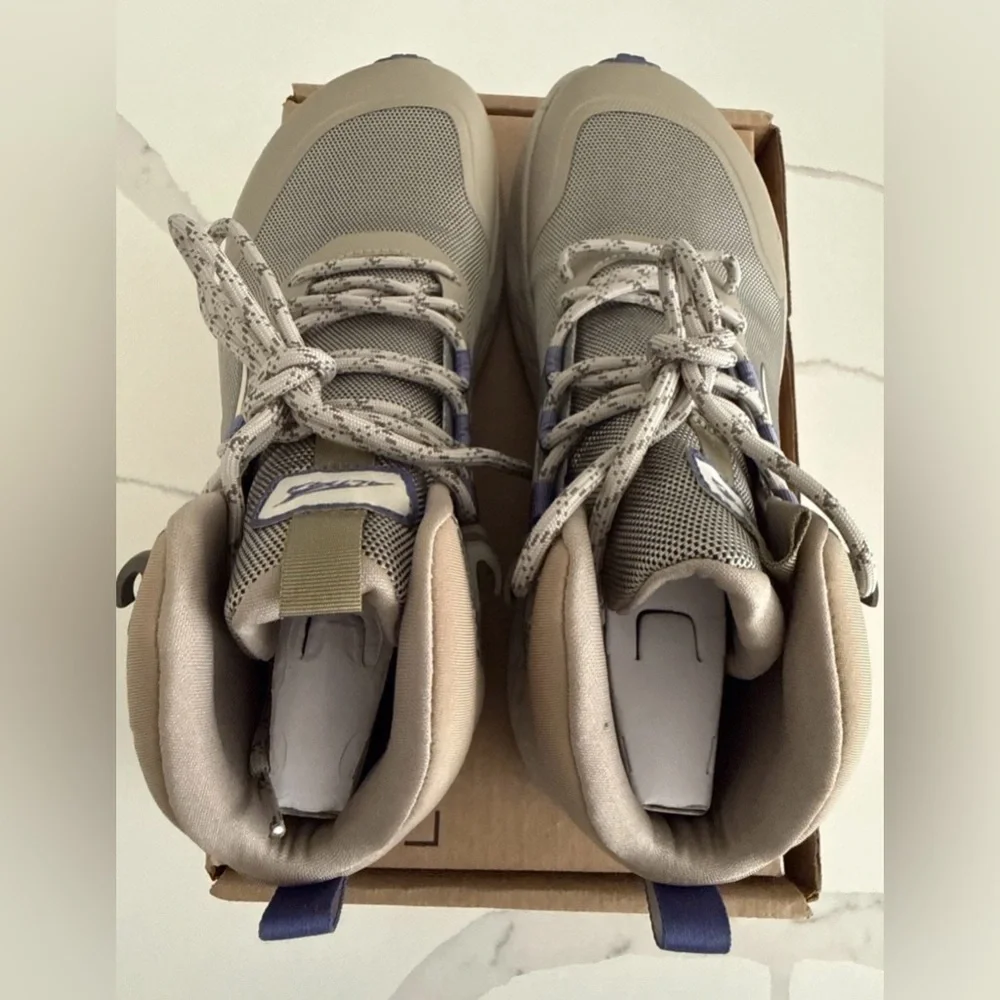 Altra Timp Hiker Boots – Women’s Size 9.5 - Taupe - New!! - Picture 3 of 6